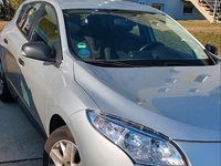 Gebraucht Renault Mégane 110 PS (80 kW) 2012 Silber Limousine