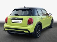 Gebraucht Mini Cooper Classic 136 PS (100 kW) 2022 Zesty yellow Kleinwagen