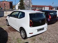 Second-hand VW up! Basis 65 CP (47 kW) 2021 Alb Hatchback