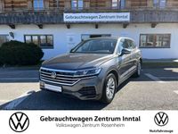 Gebraucht VW Touareg Basis 231 PS (169 kW) 2021 Siliziumgrau SUV