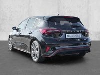 Gebraucht Ford Focus ST-Line 125 PS (91 kW) 2023 Schwarz Limousine