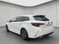Ny Toyota Corolla 178 HK (130 kW) 2025 Hvid Sedan