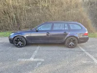 Gebraucht BMW 530 272 PS (200 kW) 2007 Blau Kombi