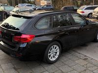 Gebraucht BMW 318 Advantage 136 PS (100 kW) 2016 Schwarz Kombi