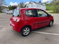 Second-hand Renault Twingo 75 CP (55 kW) 2014 Roșu Hatchback