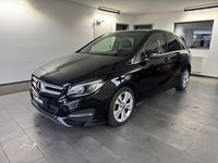 Gebraucht Mercedes 200 Style 136 PS (100 kW) 2018 Schwarz Kombi