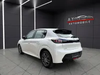 Gebraucht Peugeot 208 Active 102 PS (75 kW) 2022 Schwarz Kleinwagen