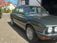 Gebraucht BMW 520 125 PS (91 kW) 1984 Grün Limousine