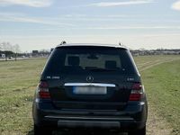 Gebraucht Mercedes ML280 190 PS (139 kW) 2006 Schwarz SUV