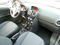 Gebraucht Opel Corsa Innovation 101 PS (74 kW) 2014 Silber metallic Kleinwagen