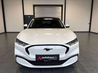 Gebraucht Ford Mustang Mach-E Extended Range 216 kW (294 PS) 2022 Weiß SUV