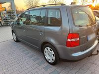Gebraucht VW Touran 115 PS (84 kW) 2006 Grau Van / Kleinbus