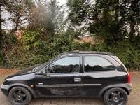 Gebraucht Opel Corsa 65 PS (47 kW) 2000 Schwarz Coupé