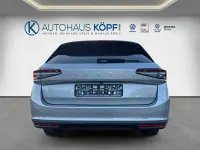 Gebraucht Skoda Superb 265 PS (194 kW) 2025 Pebble silber metallic Kombi