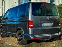 Gebraucht VW Multivan Highline 179 PS (131 kW) 2014 Grau Van