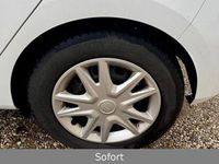 Gebraucht Ford Fiesta Trend 75 PS (55 kW) 2018 Weiss Kleinwagen