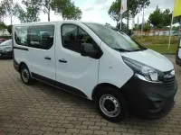 Gebraucht Opel Vivaro 125 PS (91 kW) 2017 Weiß Van / Kleinbus