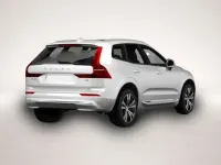 Gebraucht Volvo XC60 Core 253 PS (186 kW) 2024 Weiß SUV