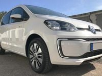 Second-hand VW up! 75 CP (55 kW) 2017 Alb Hatchback