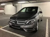 Gebraucht Mercedes B180 Sport 109 PS (80 kW) 2015 Grau Kleinwagen