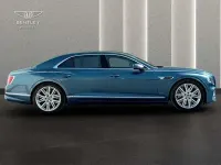Gebraucht Bentley Flying Spur 551 PS (405 kW) 2023 Blau Limousine