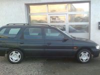 Gebraucht Ford Escort 90 PS (66 kW) 1996 Grün Kombi