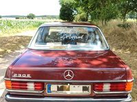 Gebraucht Mercedes E230 136 PS (100 kW) 1983 Rot Limousine