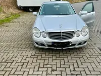 Gebraucht Mercedes E220 170 PS (125 kW) 2007 Silber Limousine