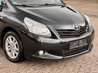 Gebraucht Toyota Verso Edition 126 PS (92 kW) 2012 Schwarz Van / Kleinbus