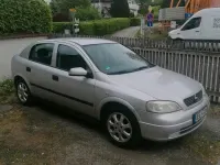 Gebraucht Opel Astra 84 PS (61 kW) 2002 Silber Limousine