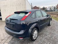 Gebraucht Ford Focus Trend 101 PS (74 kW) 2006 Blau Limousine