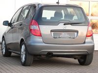 Gebraucht Mercedes A180 116 PS (85 kW) 2011 Grau Kleinwagen