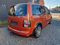 Gebraucht VW Touran Cross 170 PS (125 kW) 2007 Rot Van / Kleinbus