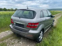Używany Mercedes B200 140 KM (102 kW) 2005 Szary Minivan
