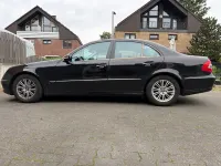 Gebraucht Mercedes E320 Avantgarde 224 PS (164 kW) 2007 Schwarz Limousine