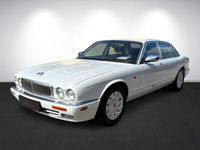 Gebraucht Jaguar X300 241 PS (177 kW) 1994 Weiß Limousine