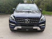 Gebraucht Mercedes ML350 258 PS (189 kW) 2013 Blau SUV