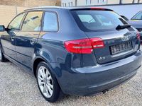 Gebraucht Audi A3 140 PS (102 kW) 2011 Grau Kleinwagen