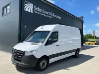 Gebraucht Mercedes Sprinter 114 PS (83 kW) 2023 Arktikweiß Van
