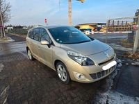 Gebraucht Renault Scénic III Dynamique 131 PS (96 kW) 2011 Braun Van / Kleinbus