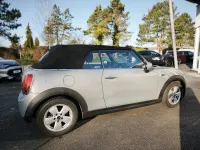 Gebraucht Mini ONE 101 PS (74 kW) 2020 Moonwalk grey (metallic) Kleinwagen