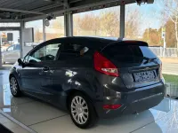 Usata Ford Fiesta Trend 82 CV (60 kW) 2009 Grigio Berlina