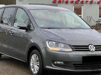 Gebraucht VW Sharan Trendline 150 PS (110 kW) 2018 Grau indiumgrau metallic Van / Kleinbus