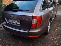 Używany Skoda Superb Elegance 140 KM (102 kW) 2012 Szary Kombi
