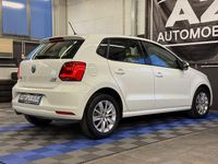 Gebraucht VW Polo Comfortline 90 PS (66 kW) 2015 Weiß Limousine
