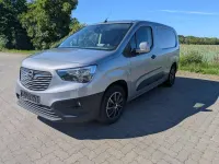 Gebraucht Opel Combo Edition 102 PS (75 kW) 2019 Kontrast grau/quarz silber Van / Kleinbus