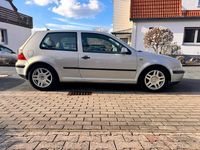 Gebraucht VW Golf IV 75 PS (55 kW) 2000 Silber Kleinwagen