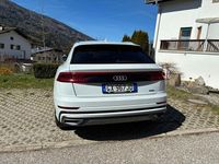 Gebraucht Audi Q8 S-Line 286 PS (210 kW) 2021 Weiß SUV