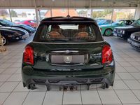 Gebraucht Mini John Cooper Works 231 PS (169 kW) 2024 Rebell green Kleinwagen