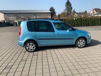 Gebraucht Skoda Roomster 105 PS (77 kW) 2012 Blau Van / Kleinbus